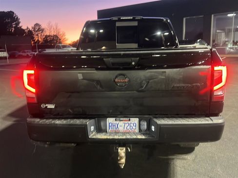 Certified 2021 Nissan Titan PRO-4X w/ Pro-4x Convenience Package image 10