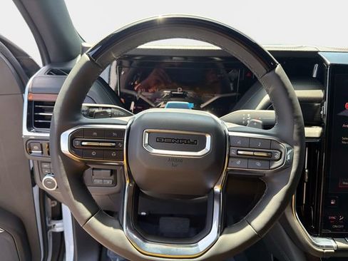 New 2026 GMC Yukon XL Denali w/ Denali Reserve Package AWD/4WD image 26