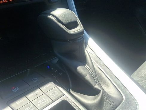 Used 2025 Toyota RAV4 XLE AWD/4WD image 14