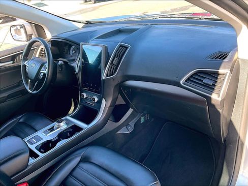 Used 2024 Ford Edge SEL image 14