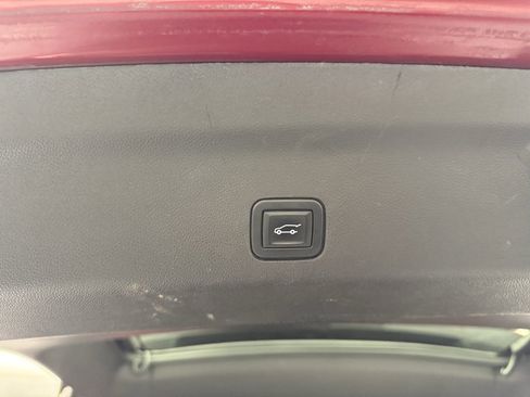 Used 2023 Chevrolet Tahoe Z71 image 60