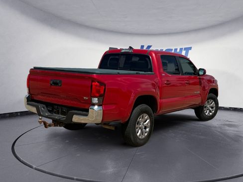 Used 2018 Toyota Tacoma SR5 RWD image 5