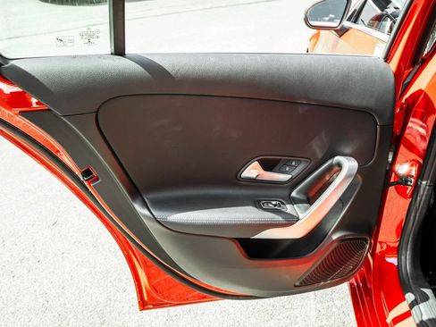 Used 2020 Mercedes-Benz A 220 4MATIC image 28