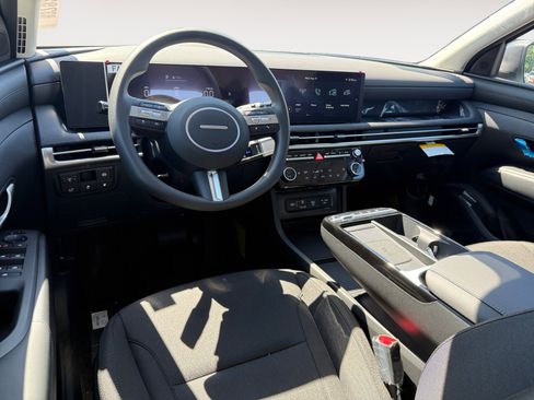 New 2025 Hyundai Tucson SEL image 15