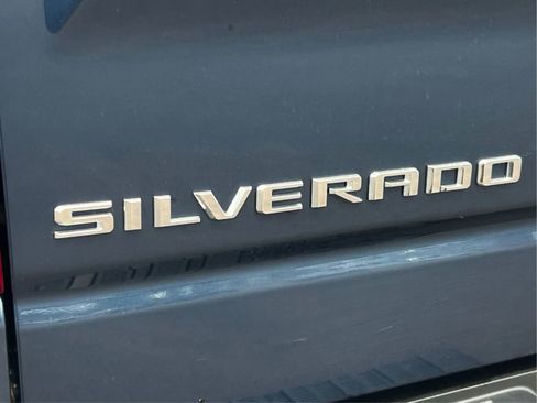 Used 2019 Chevrolet Silverado 1500 LTZ AWD/4WD image 30