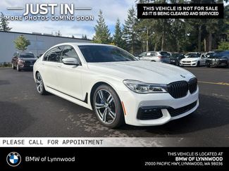 Used 2018 BMW 750i RWD video 1