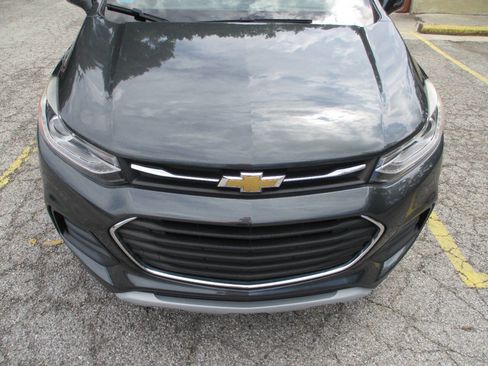 Used 2018 Chevrolet Trax LT AWD/4WD image 22