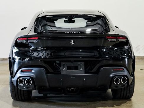 Used 2025 Ferrari Purosangue image 8