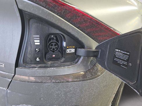 Certified 2024 Kia EV6 GT AWD/4WD image 25