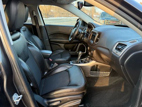 Used 2018 Jeep Compass Latitude w/ Popular Equipment Group image 18