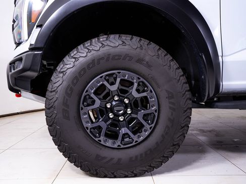 Used 2025 Ford F150 Raptor w/ Equipment Group 803A Raptor R AWD/4WD image 10
