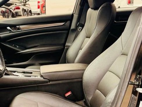 Used 2020 Honda Accord Sport image 10