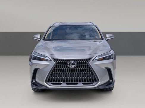 Used 2025 Lexus NX 250 FWD w/ Towing Package (2000 Lbs) image 5