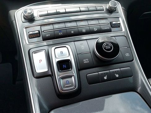 Certified 2023 Hyundai Santa Fe SEL FWD image 16