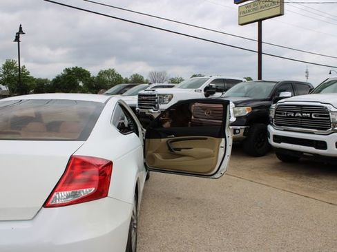 Used 2011 Honda Accord LX-S image 23