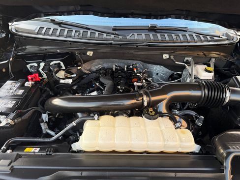 Certified 2025 Ford Expedition Tremor AWD/4WD image 32