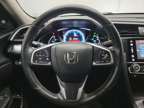 Used 2016 Honda Civic Touring image 17