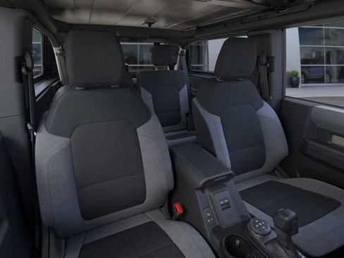 New 2025 Ford Bronco Base w/ Sasquatch Package image 10