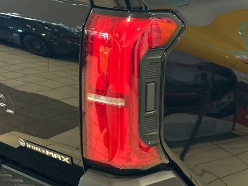 New 2025 Toyota Tacoma Trailhunter image 30