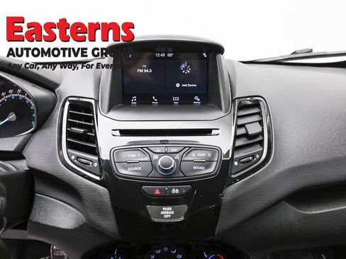 Used 2019 Ford Fiesta ST-Line FWD image 12