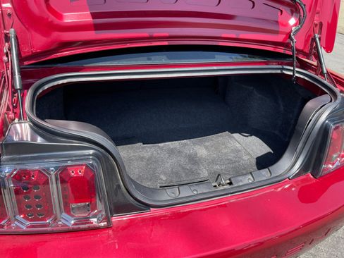 Used 2006 Ford Mustang GT image 28