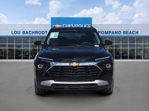 Used 2026 Chevrolet TrailBlazer LT image 2