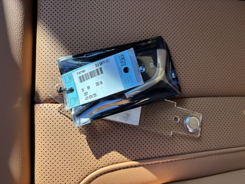 Used 2026 BMW 330i Sedan w/ M Sport Package image 38