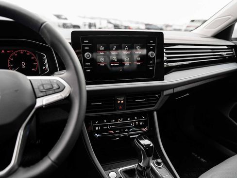 New 2026 Volkswagen Jetta SEL image 25