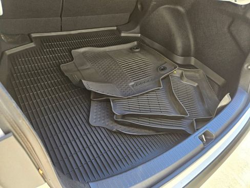 Used 2024 Toyota Corolla LE image 17