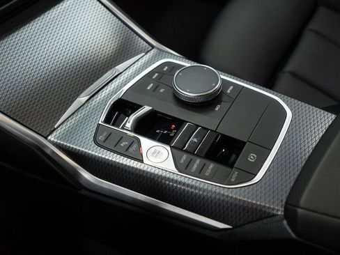 Used 2025 BMW 430i xDrive w/ Premium Package image 18