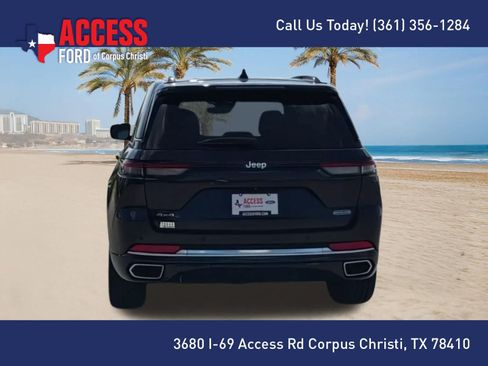 Used 2023 Jeep Grand Cherokee Overland AWD/4WD image 7