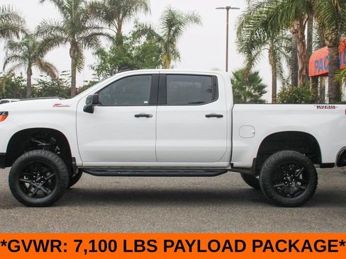 Used 2024 Chevrolet Silverado 1500 Custom Trail Boss AWD/4WD image 5