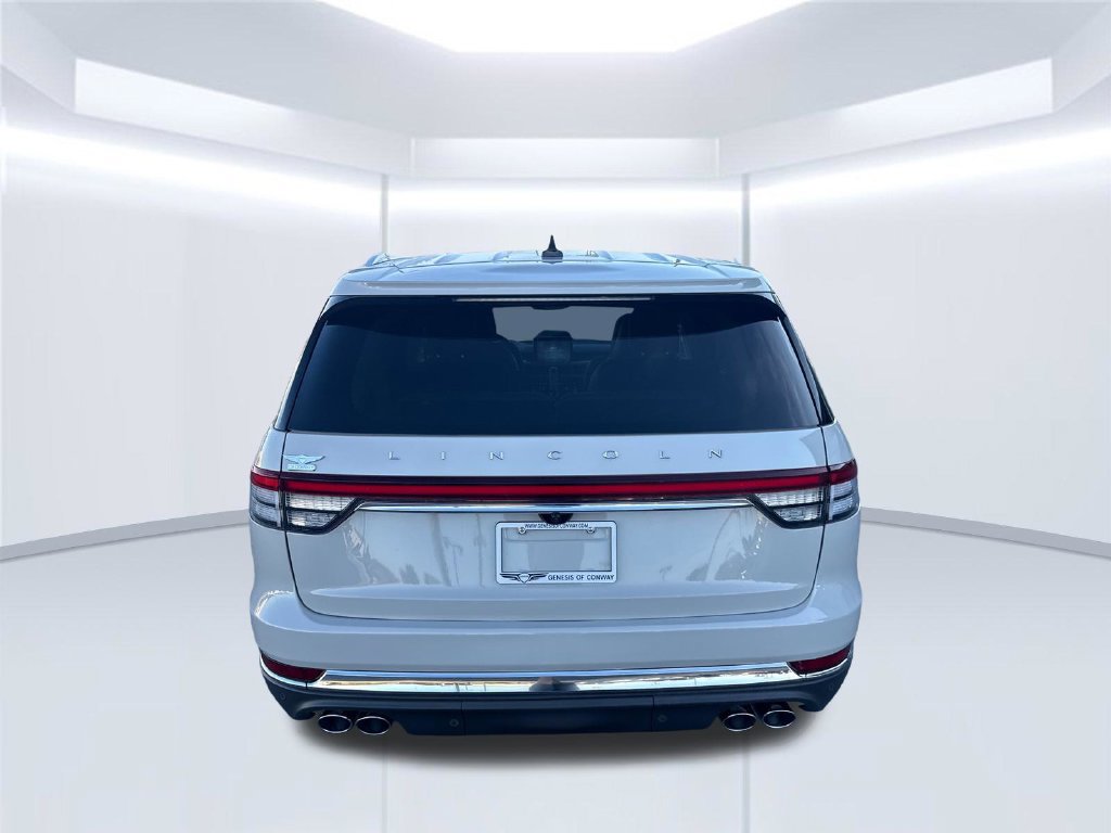 Used 2023 Lincoln Aviator Reserve w/ Equipment Group 201A AWD/4WD image 6