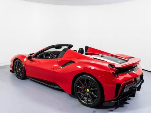 Certified 2020 Ferrari 488 Pista Spider image 8