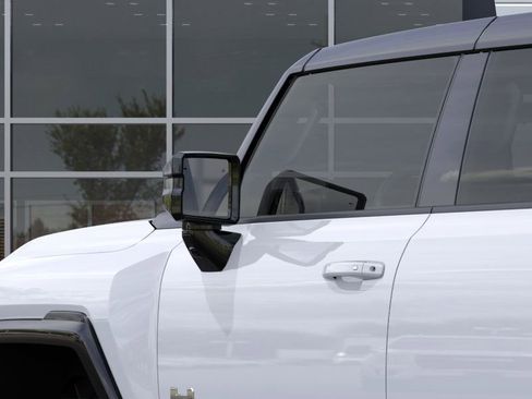 New 2026 GMC Hummer EV 4x4 Crew Cab image 12