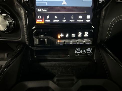 Used 2024 RAM 1500 Limited AWD/4WD image 18