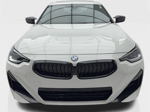 Used 2022 BMW 230i Coupe w/ M Sport Package image 4