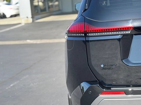 New 2026 Toyota RAV4 XSE AWD/4WD image 14