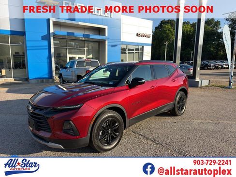 Used 2022 Chevrolet Blazer LT FWD image 1
