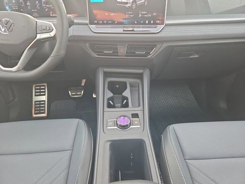 New 2026 Volkswagen Tiguan SE R-Line AWD/4WD image 20