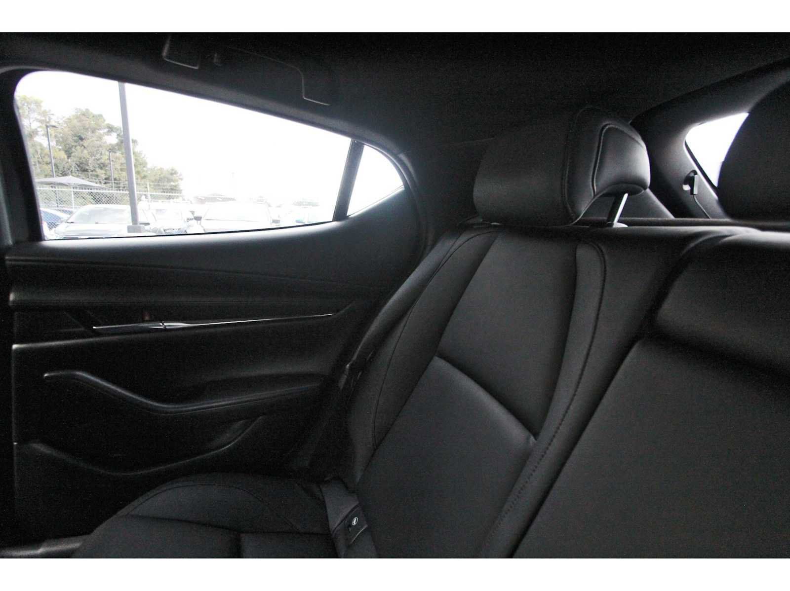 Used 2024 MAZDA MAZDA3 s FWD image 9