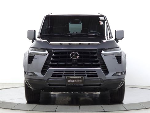 Certified 2024 Lexus GX 550 w/ Accessory Package (2T) AWD/4WD image 2