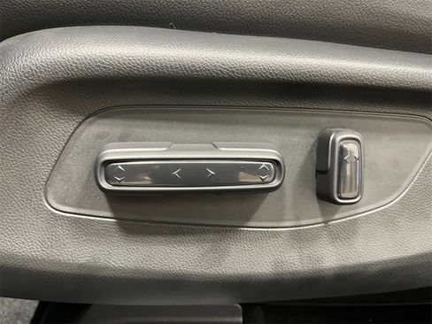 New 2026 Honda HR-V EX-L image 13