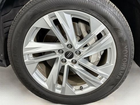 Used 2021 Audi Q7 2.0T Premium Plus AWD/4WD image 32