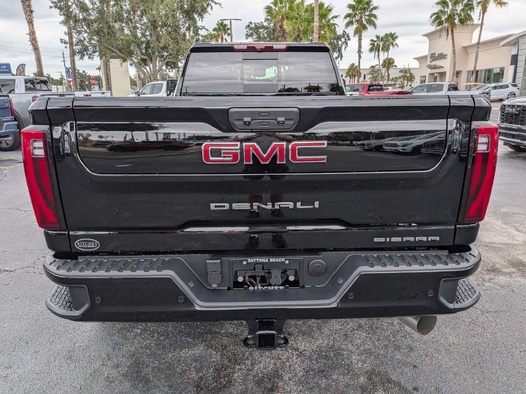 New 2026 GMC Sierra 3500 Denali w/ Denali Reserve Package AWD/4WD image 5