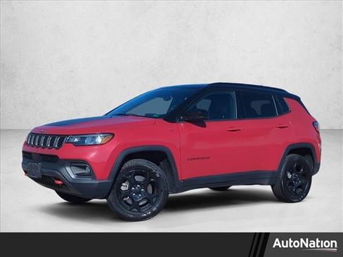 Used 2023 Jeep Compass Trailhawk image 1