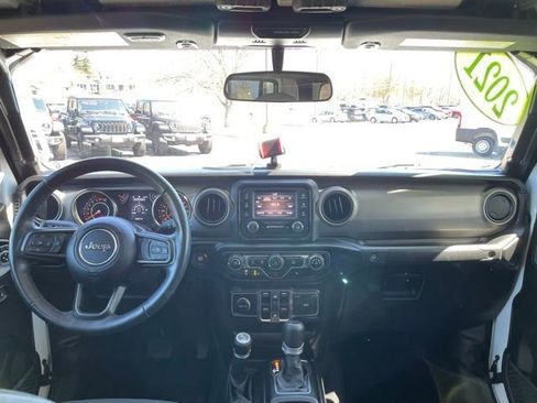 Used 2021 Jeep Gladiator Sport AWD/4WD image 13