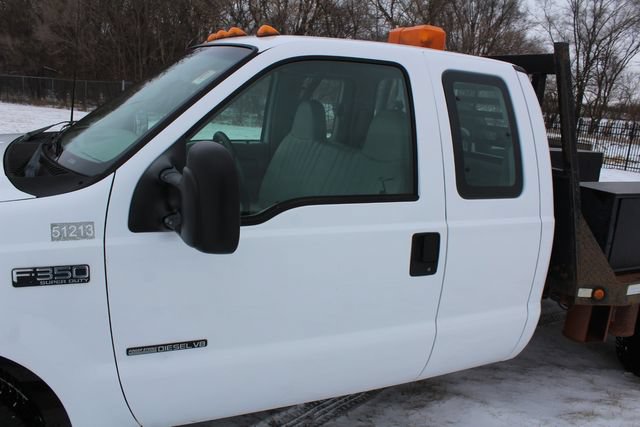 Used 2001 Ford F350 2WD SuperCab DRW Super Duty image 12