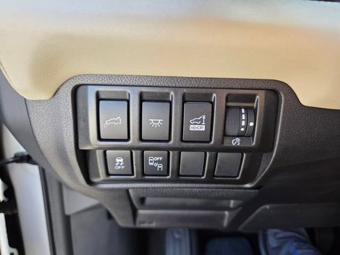 Used 2021 Subaru Ascent Limited w/ Technology Package AWD/4WD image 28