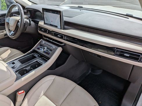 Used 2023 Lincoln Aviator Reserve w/ Equipment Group 201A AWD/4WD image 36